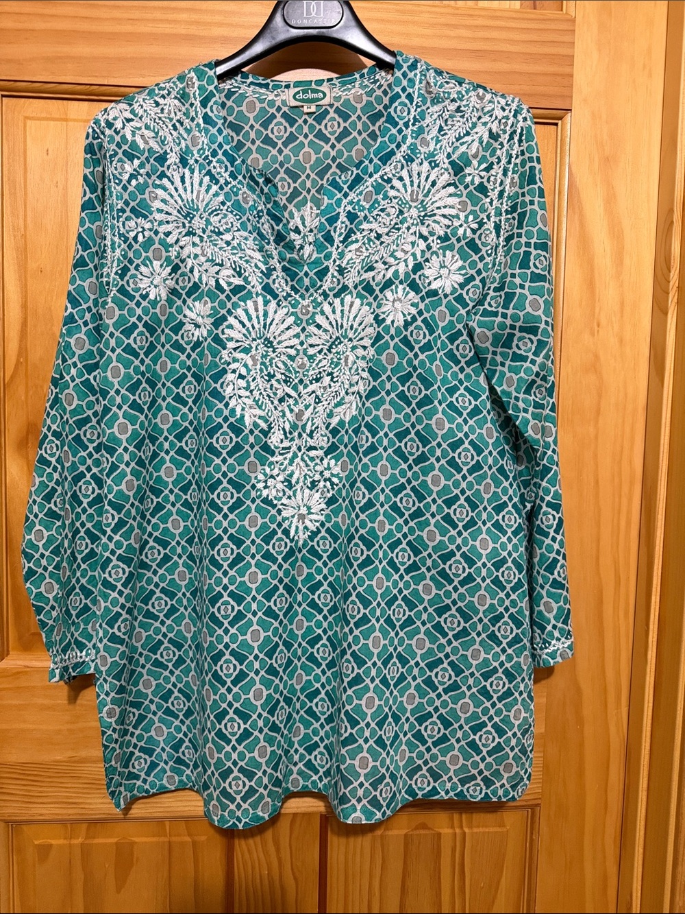 Dolma Green Printed Embroidered V-Neck Bohemian Tunic, Size Medium.